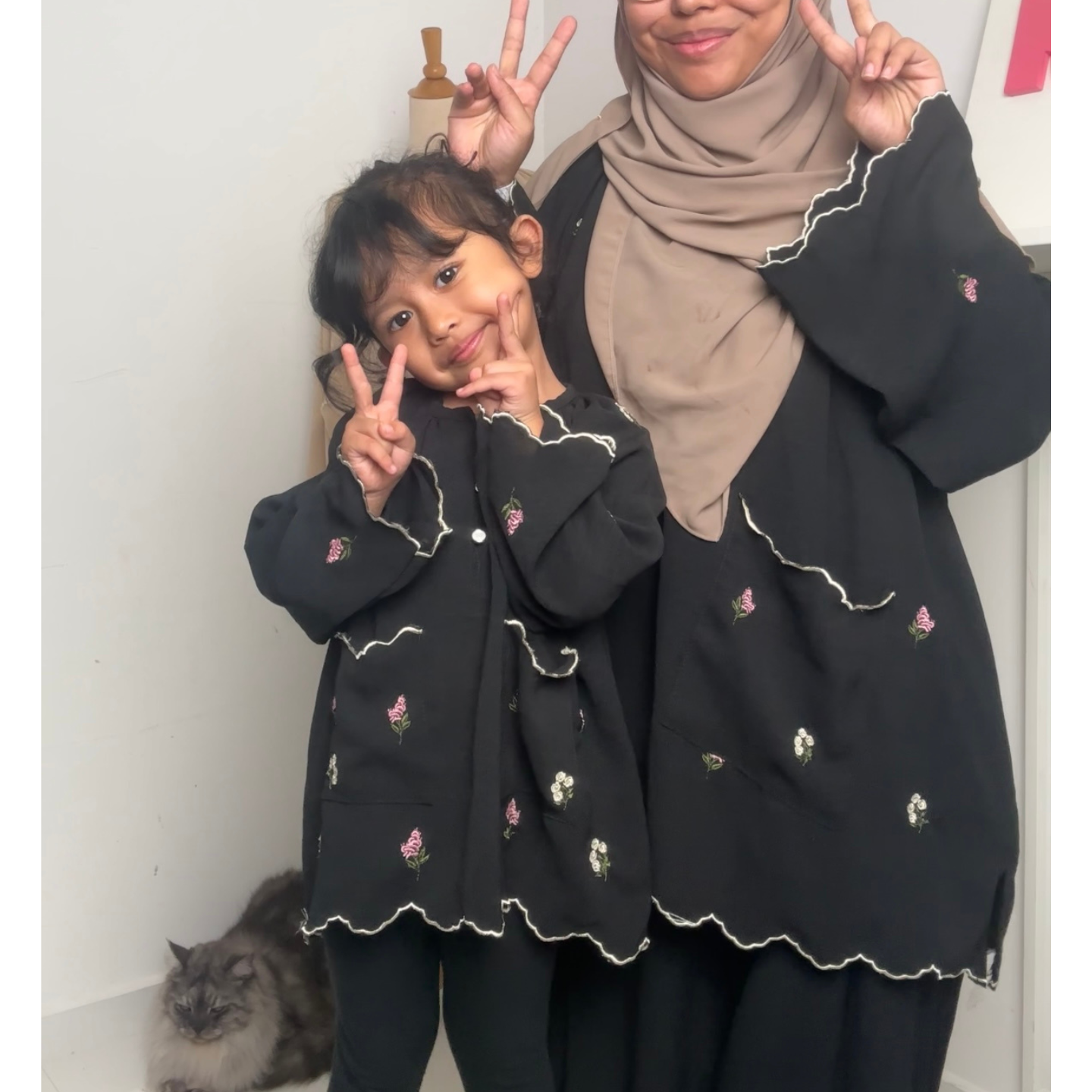 Safwa Mum Top - Black